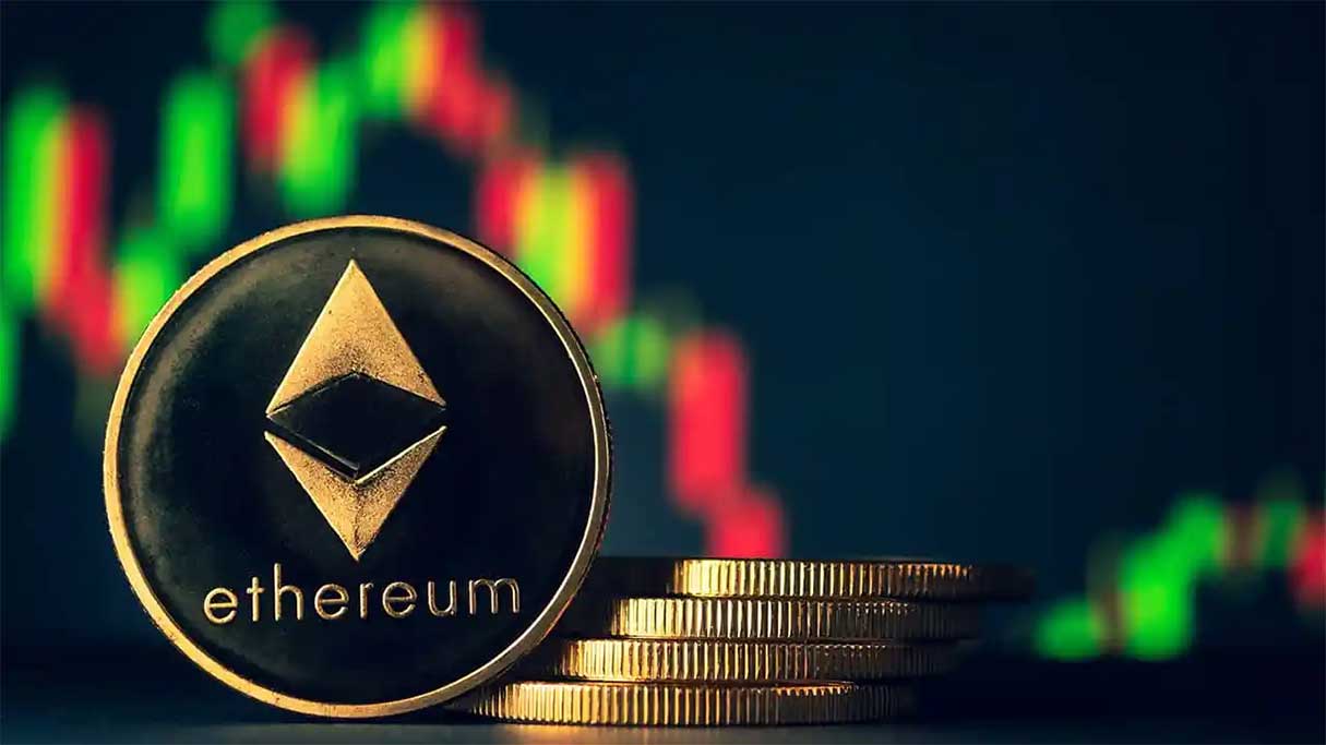 بوترین در جنبههای مختلف طراحی اتریوم از جمله الگوریتم و زبان برنامهنویسی آن مشارکت داشته است.