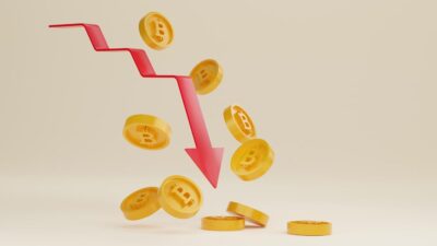 عدم ورود ETF در روزهای آتی میتواند موجب اصلاح قیمتی و کاهش بیشتر ارزش بیت کوین شود.